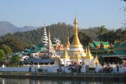 Visit Mae Hong Son, Thailand